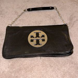Tory Burch Bombe Reva bag. Great condition! Black with silver hardware.